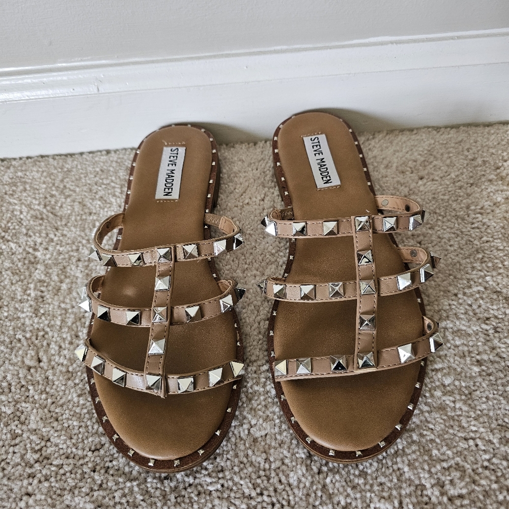 Steve Madden Tan Silver Embellished Sandals Size‎ 7 - Picture 2 of 5